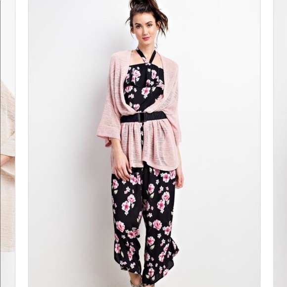 Last chance π1οΈβ£Left Rose pocket kimono - Picture 5 of 8